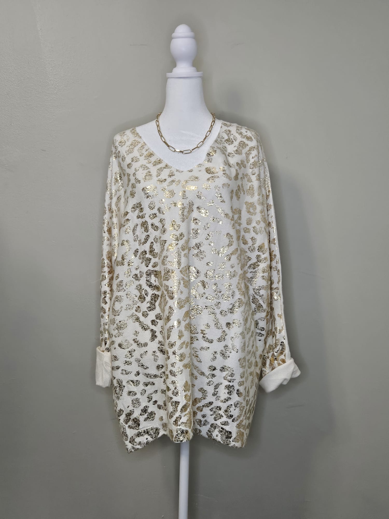 Style 1034 Gold print light weight sweater